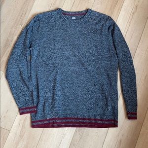 O’Neill Sweater. Xxl but fits small!